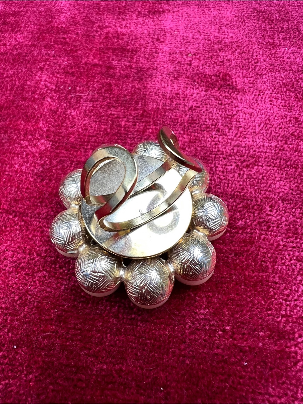 Vintage Remix Gold& Pearl Cluster Adjustable Ring, Artisan Made Mobwife - Picture 3 of 4